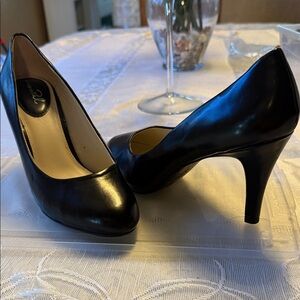 Bandolino Elegant Black Heels